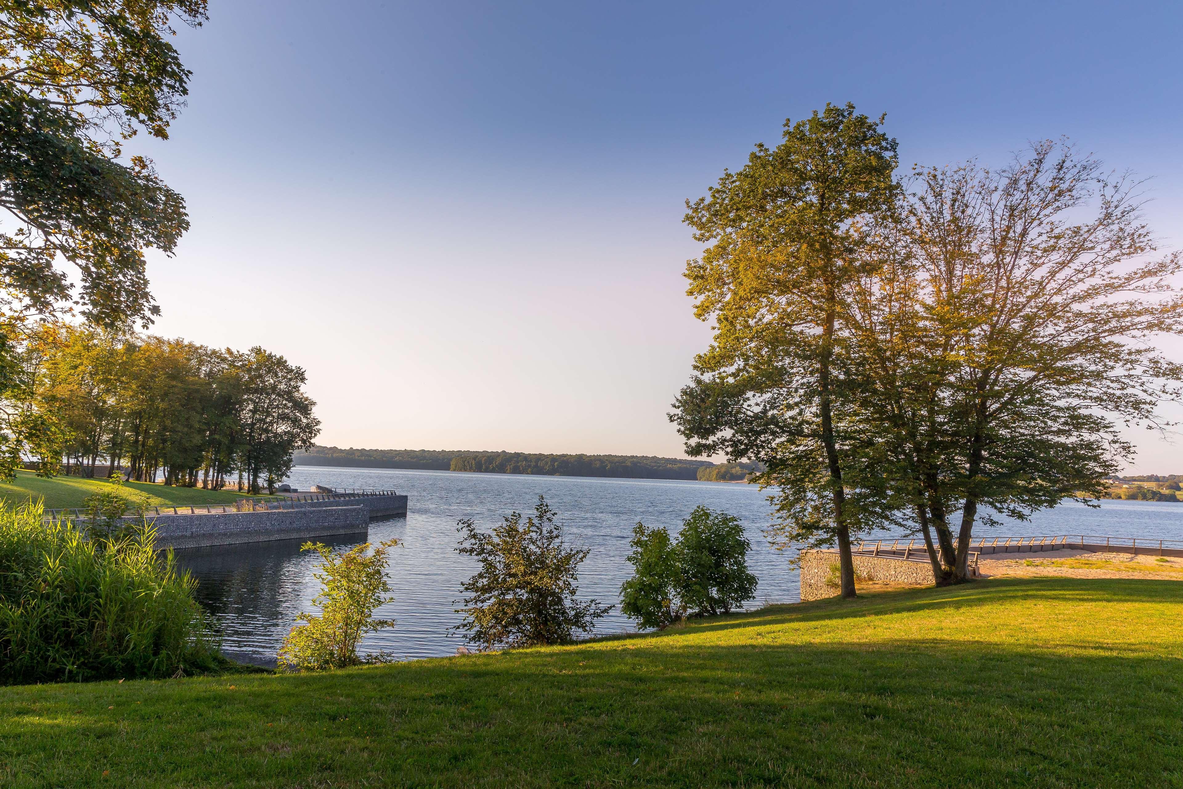Golden Lakes Hotel Boussu-lez-Walcourt Exteriér fotografie